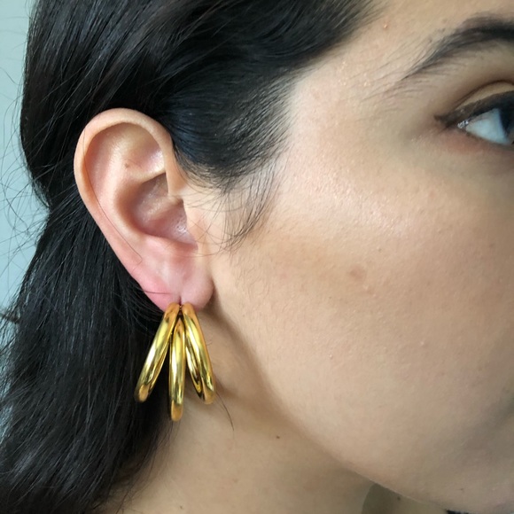 TRILLIZA Hoop Earrings in Miel/Gold 🍡 - Picture 2 of 3